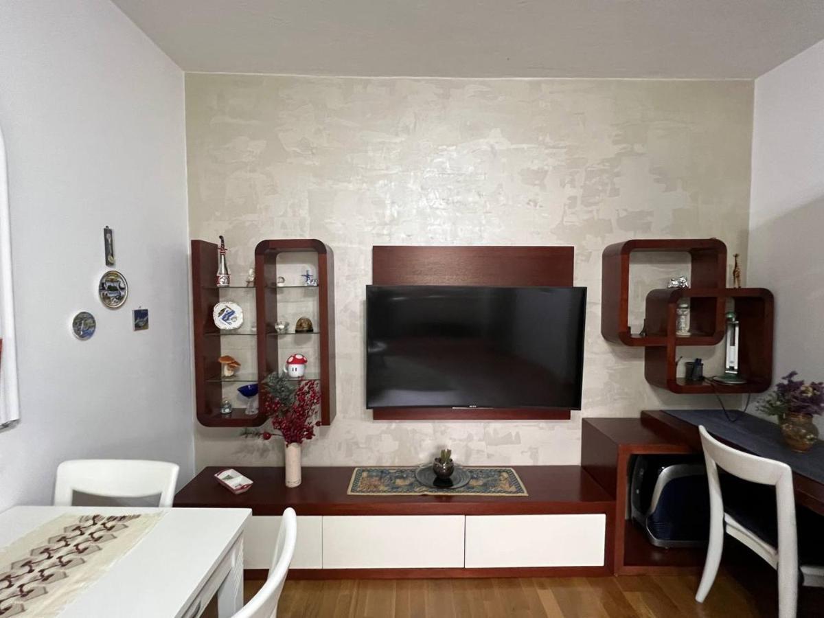 Cozy Nest Ledi Apartment Tirana Exterior photo